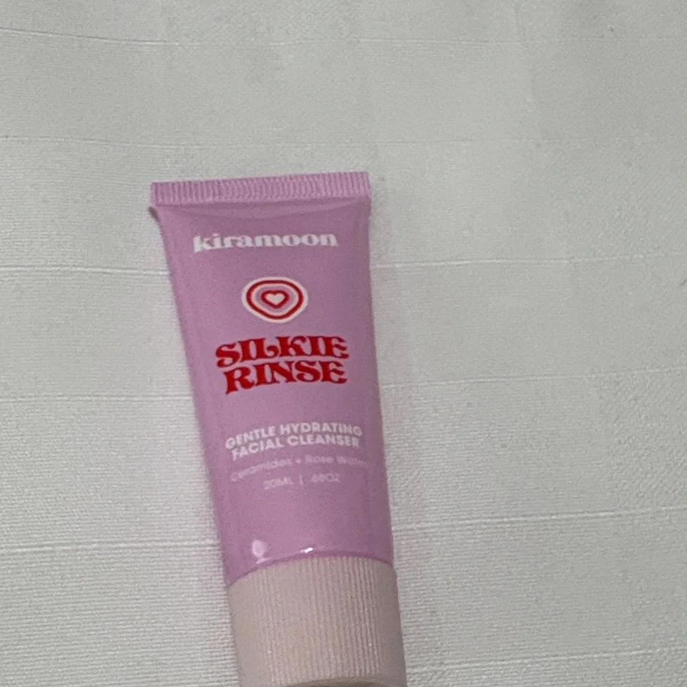Kiramoon Silkie Rinse gentle hydrating facial cleanser 20ML / 68 oz